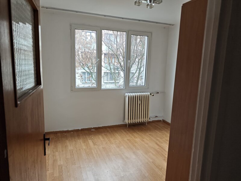 Emil Racovita, vand apartament 3 camere cf. I dec.